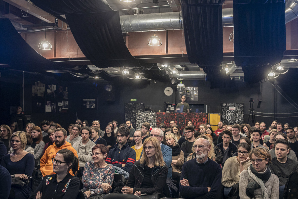 Predavanje v sklopu projekta 7. dimenzija - Doba Netflixa in Apokalipse danes, 11.11.2019