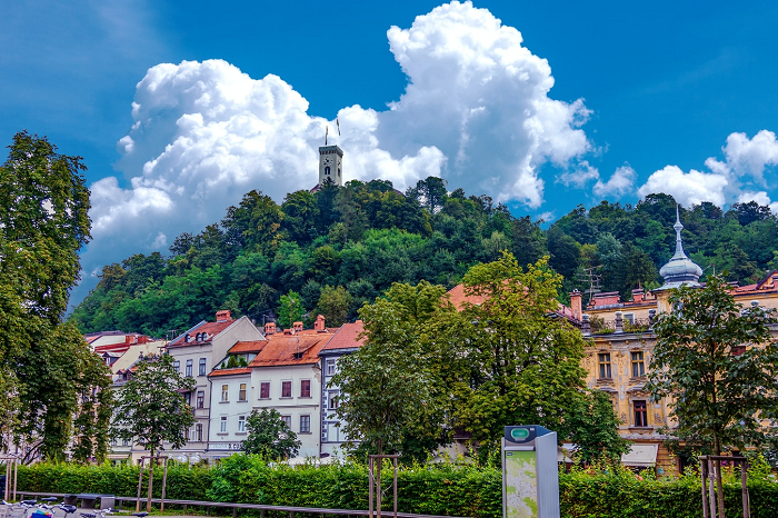 Javno povabilo k sodelovanju na festivalu Junij v Ljubljani v letu 2024